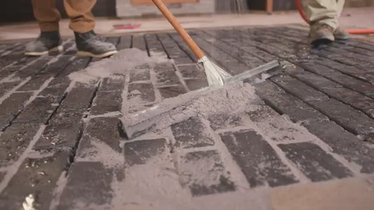 Surebond HydroSweep Reactive Resin Sand