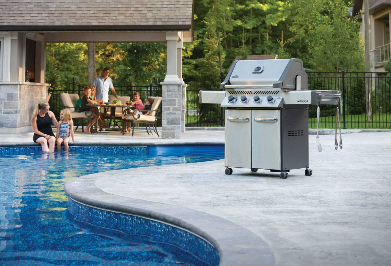 Napoleon Prestige® 500 Freestanding Gas Grill w/ Infrared Side & Rear Burners