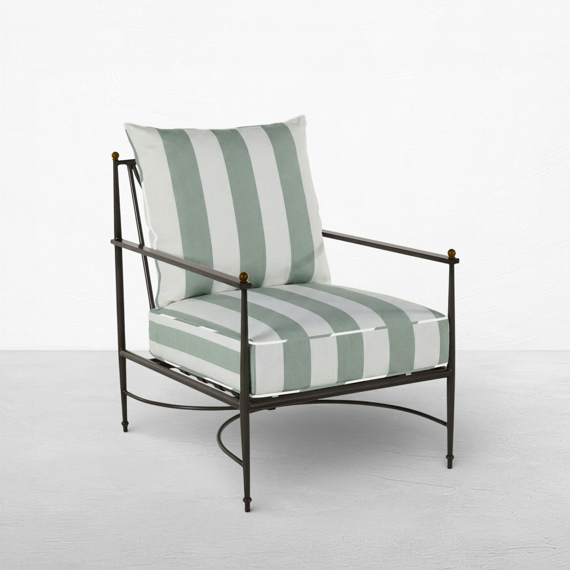 Summer Classics Roma Lounge Chair