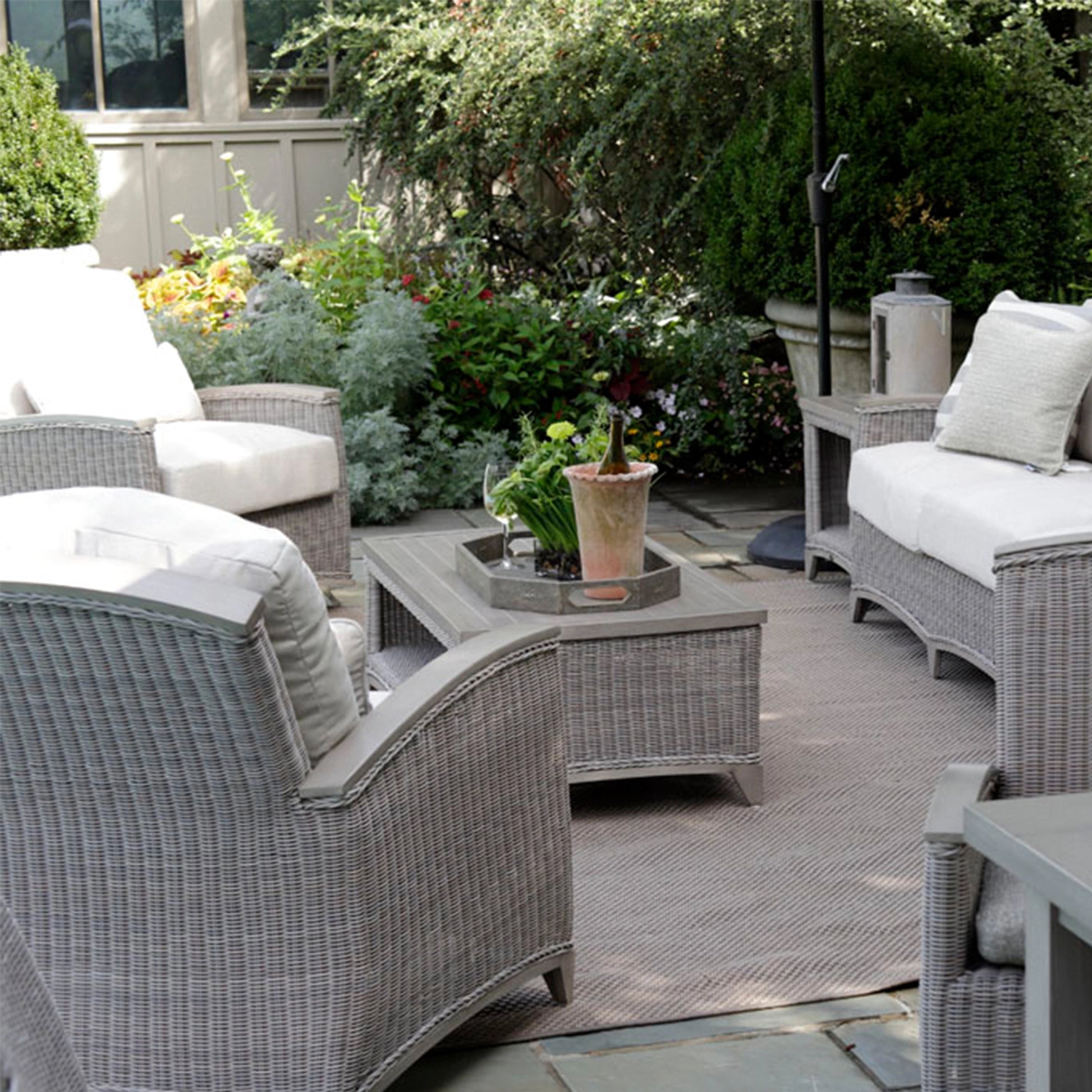 Summer Classics Astoria Coffee Table Outdoor Table On The