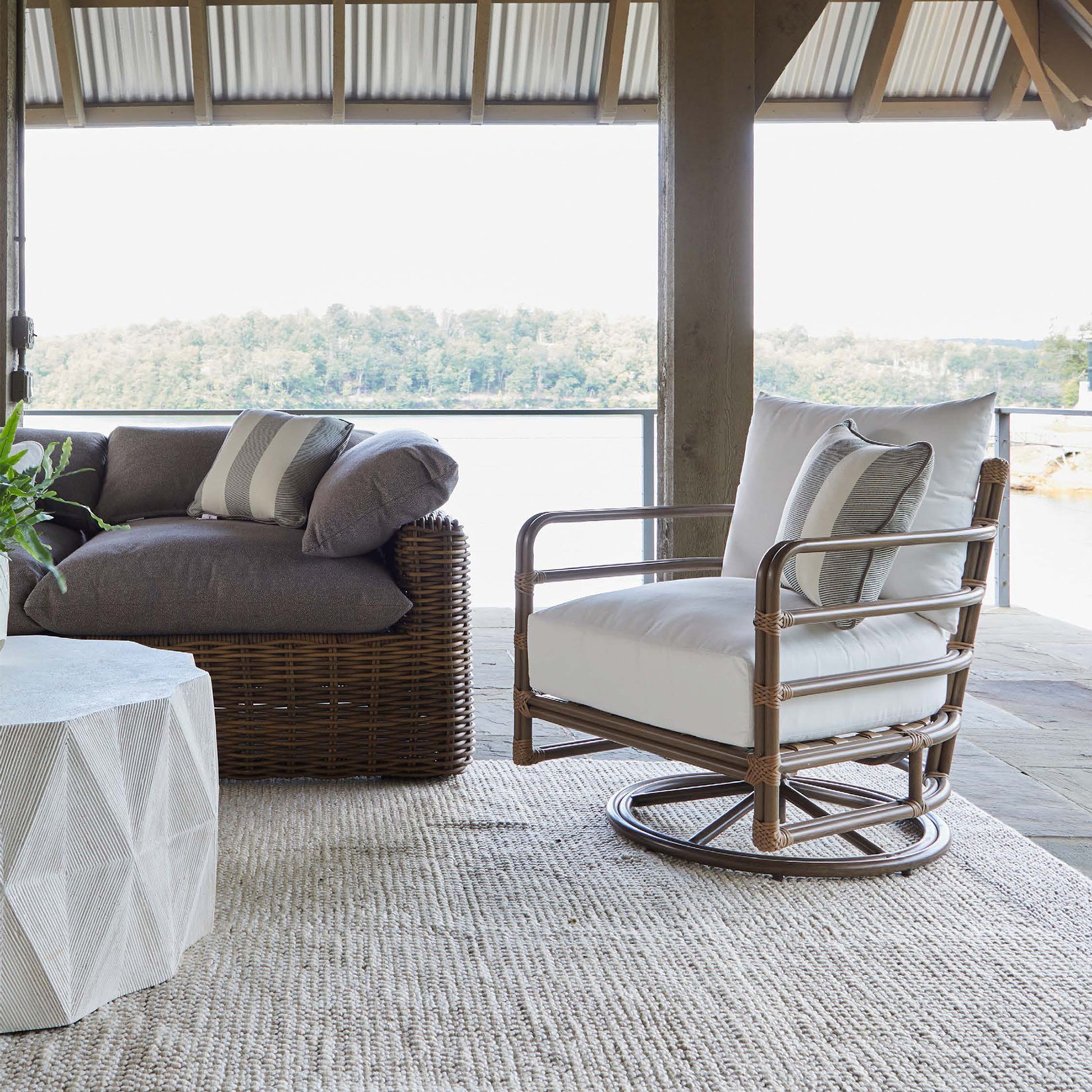 Summer Classics Malibu Swivel Rocker Outdoor Furniture OTP