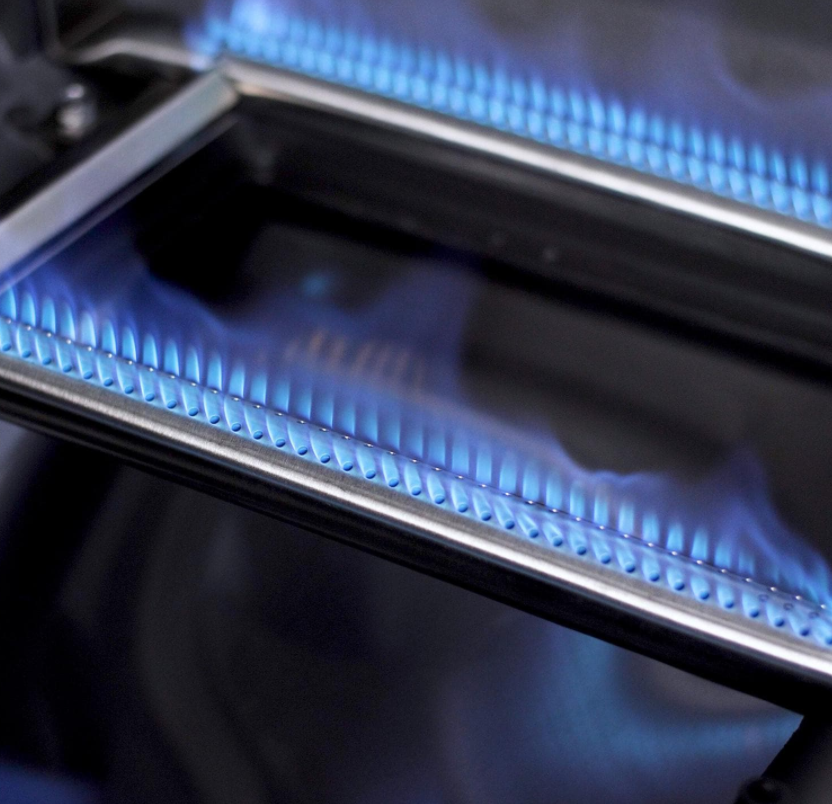 Napoleon Prestige PRO™ 825 Built-In Gas Grill w/ Infrared Bottom & Rear Burner (Stainless Steel)