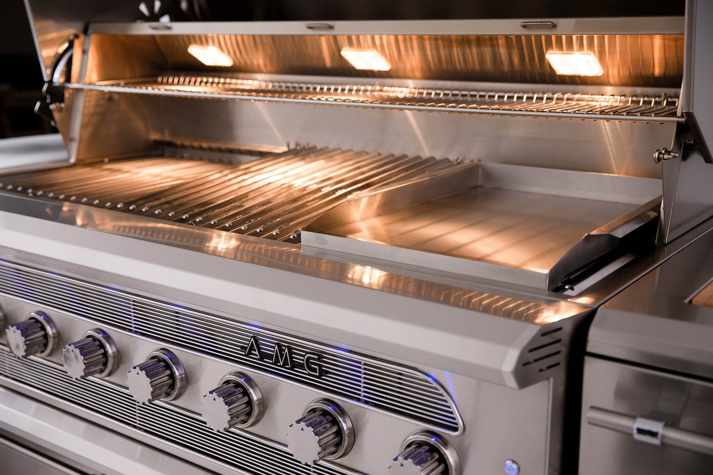American Made Grills Muscle 54-Inch Built-In Grill (Hybrid)