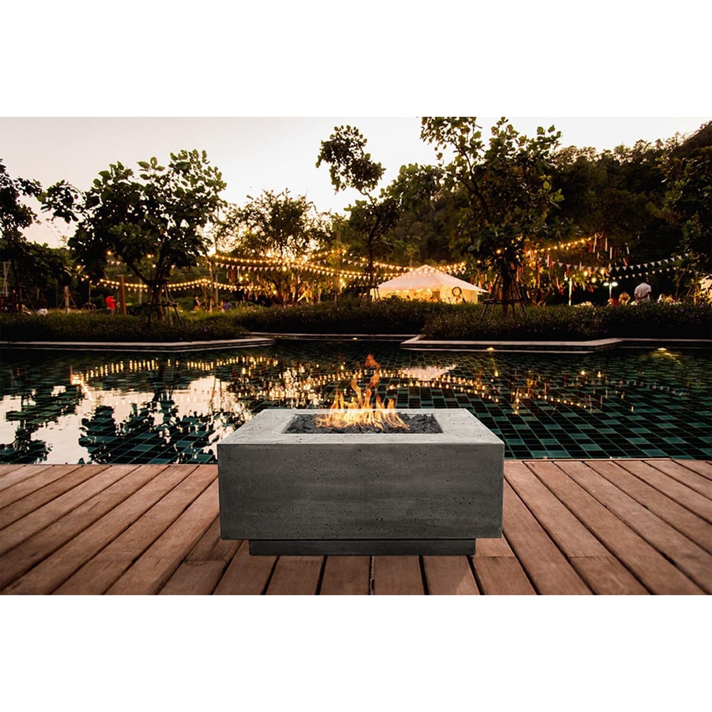 Prism Hardscapes Tavola 42 Fire Table