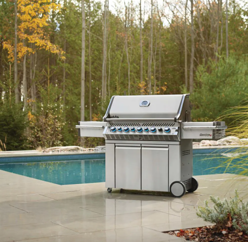 Napoleon Prestige PRO™ 665 Gas Grill w/ Infrared Rear & Side Burners (Stainless Steel)