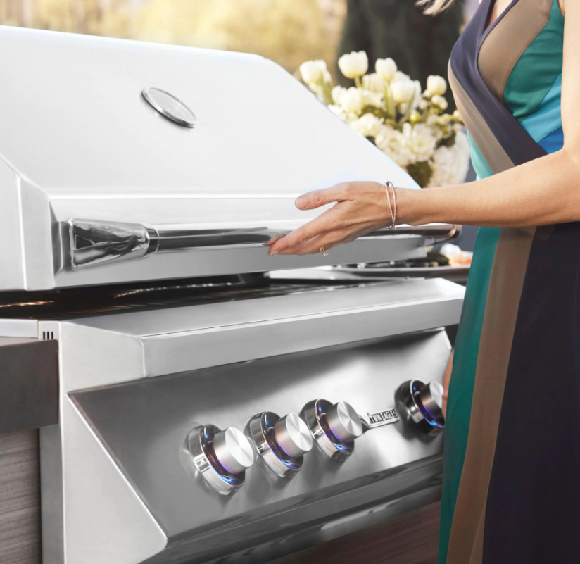 Twin Eagles 36-Inch Gas Grill with Infrared Rotisserie