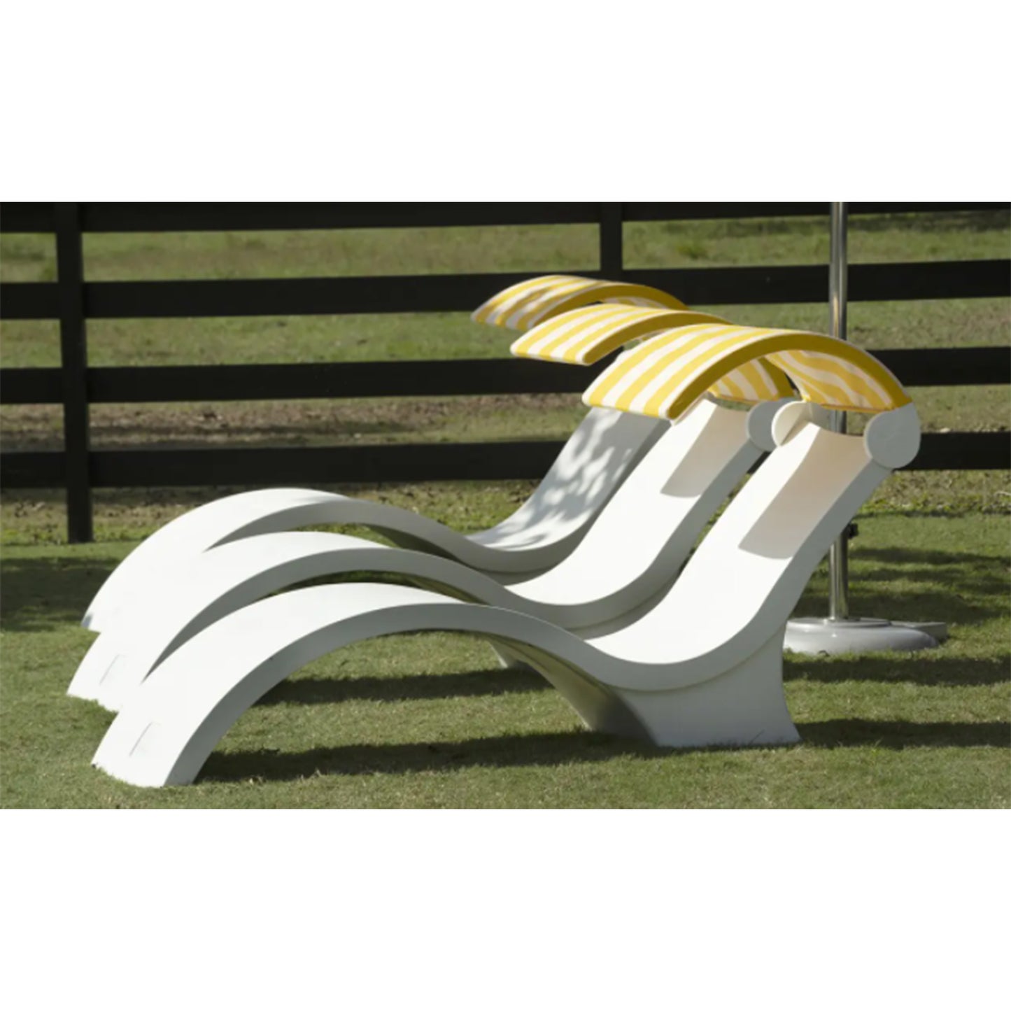 Ledge Lounger Signature Chaise Shade