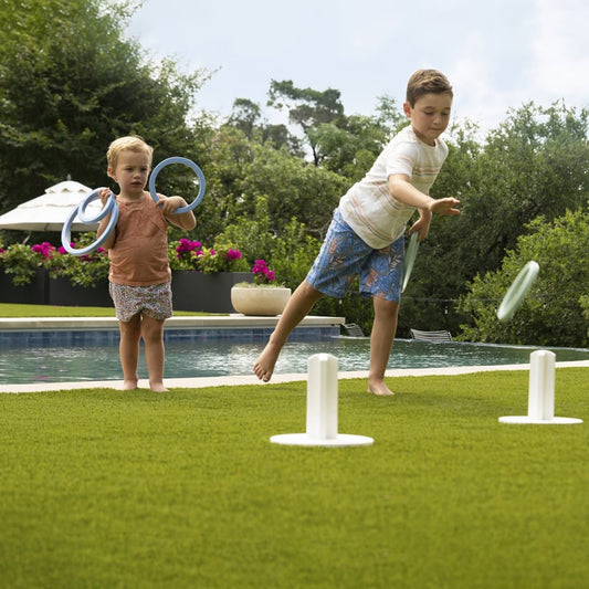 Ledge Lounger Ring Toss