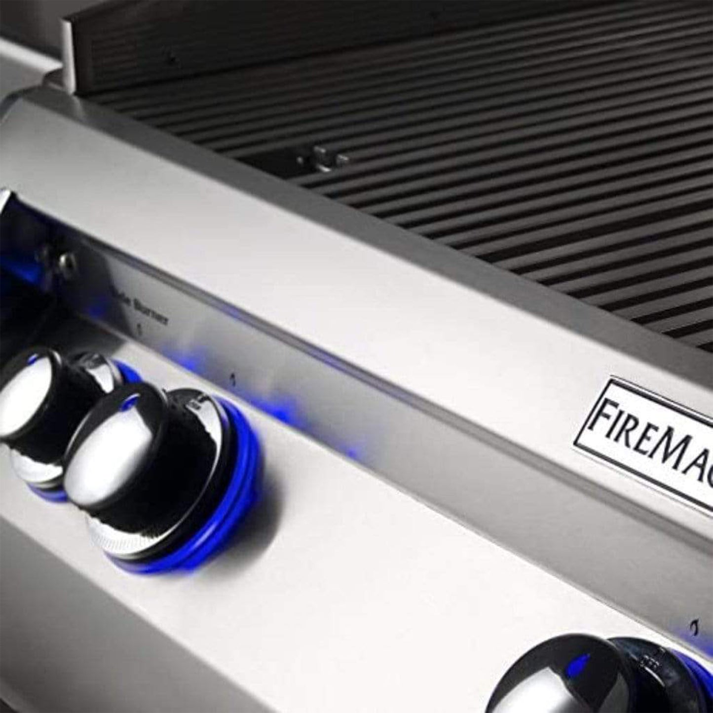 Fire Magic 36-Inch Echelon Diamond E790s Portable Grill w/ Analog Thermometer & Single Side Burner