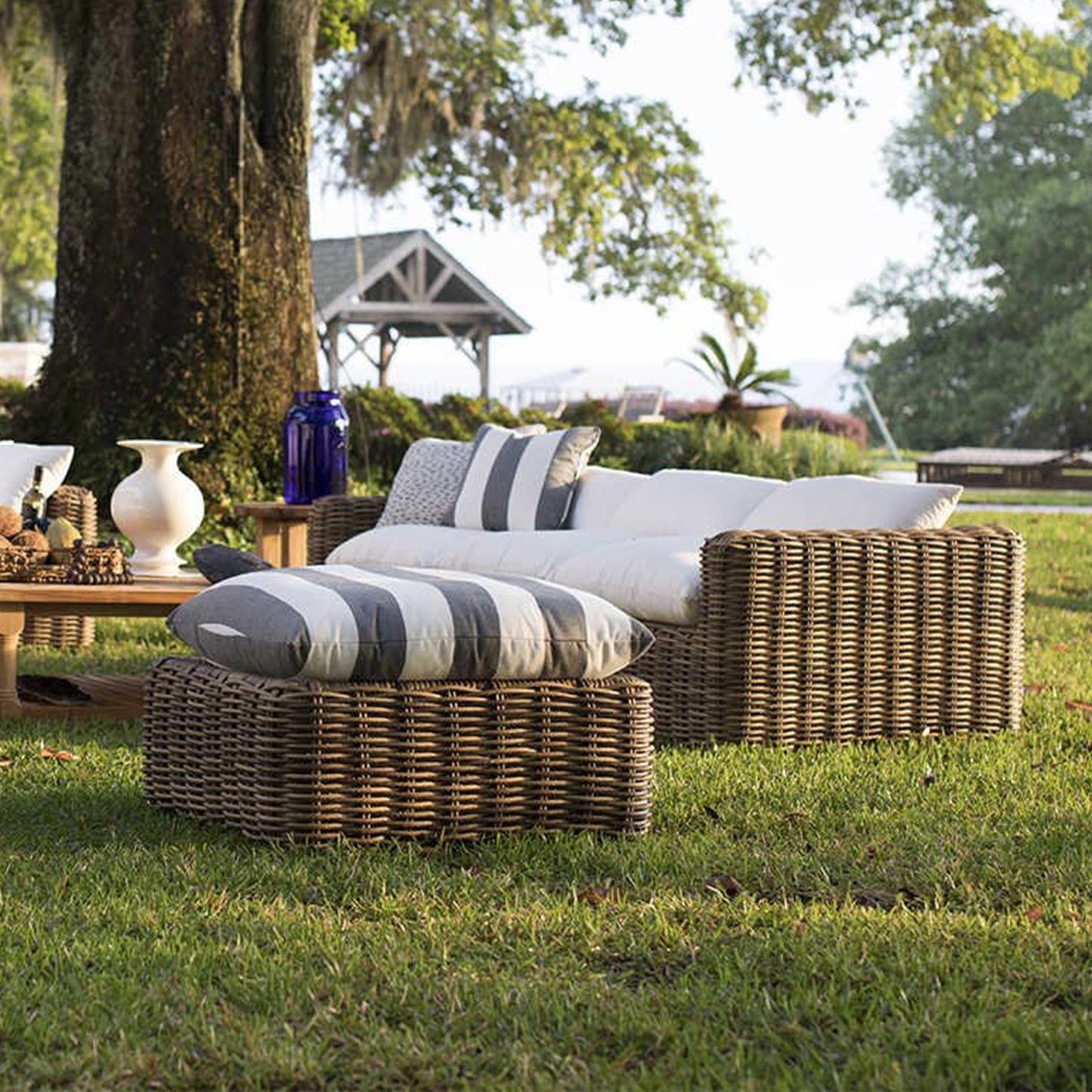 Summer Classics Montecito Woven Sofa